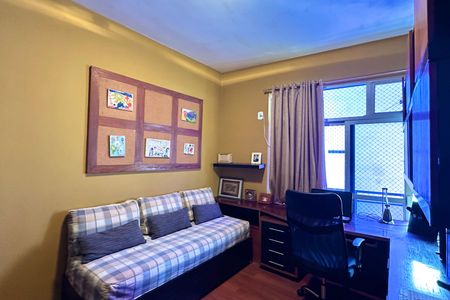 Apartamento à venda com 130m², 4 quartos e 1 vagaQuarto 2