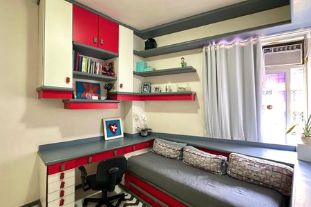 Apartamento à venda com 130m², 4 quartos e 1 vagaQuarto