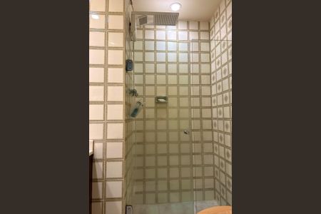 Apartamento à venda com 130m², 4 quartos e 1 vagaBanheiro da Suíte