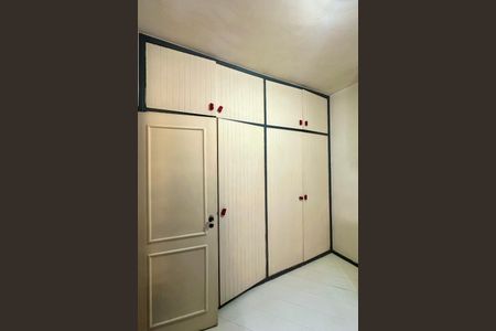 Apartamento à venda com 130m², 4 quartos e 1 vagaQuarto