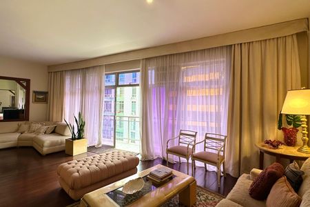 Apartamento à venda com 130m², 4 quartos e 1 vagaSala