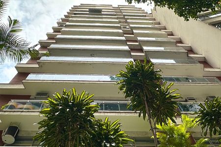 Apartamento à venda com 130m², 4 quartos e 1 vagaFachada