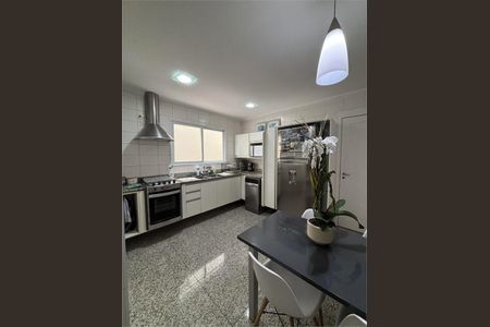 Casa para alugar com 310m², 4 quartos e 3 vagas