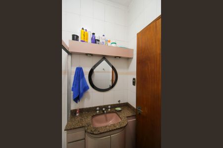 Casa à venda com 150m², 4 quartos e 4 vagas Casa à venda com 150m², 4 quartos e 4 vagasBanheiro da Suíte