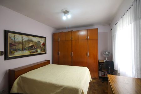 Casa à venda com 150m², 4 quartos e 4 vagas Casa à venda com 150m², 4 quartos e 4 vagasQuarto Suíte