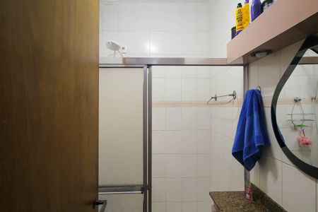 Casa à venda com 150m², 4 quartos e 4 vagas Casa à venda com 150m², 4 quartos e 4 vagasBanheiro da Suíte