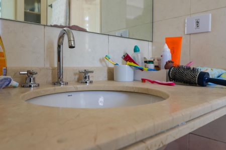 Apartamento para alugar com 300m², 3 quartos e 8 vagasBanheiro da Suíte 2