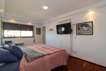 Apartamento para alugar com 300m², 3 quartos e 8 vagasSuíte 1