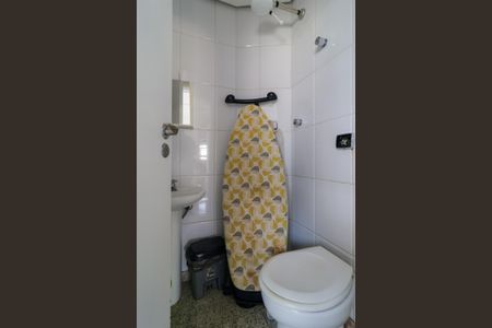 Apartamento para alugar com 300m², 3 quartos e 8 vagasÁrea de Serviço