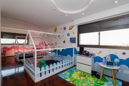 Apartamento para alugar com 300m², 3 quartos e 8 vagasSuíte 2