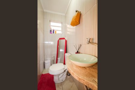 Casa à venda com 120m², 3 quartos e 2 vagasLavabo