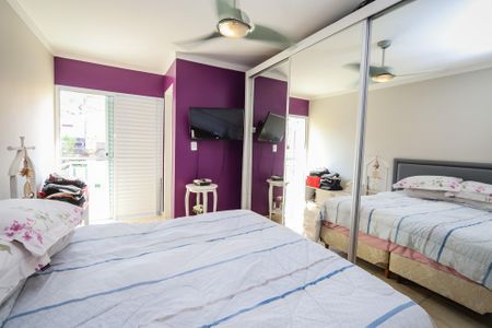 Casa à venda com 120m², 3 quartos e 2 vagasSuite 1