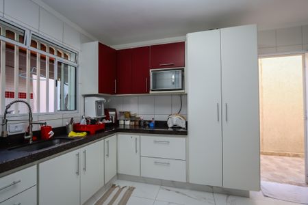 Casa à venda com 120m², 3 quartos e 2 vagasCozinha