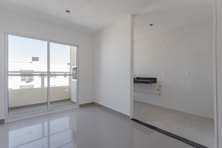 Sala de apartamento à venda com 2 quartos, 44m² em Costa E Silva, Porto Alegre