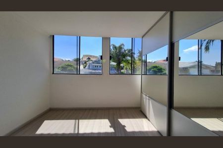 Casa à venda com 4 quartos, 620m² em Residencial Cinco (Alphaville), Santana de Parnaíba