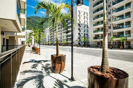 Apartamento à venda com 67m², 2 quartos e 1 vaga