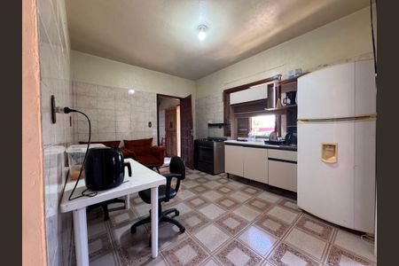 Casa à venda com 300m², 2 quartos e 2 vagasCozinha