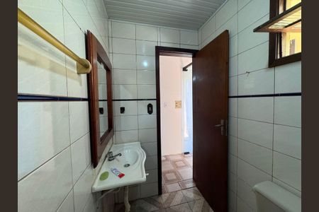 Casa à venda com 300m², 2 quartos e 2 vagasBanheiro Social