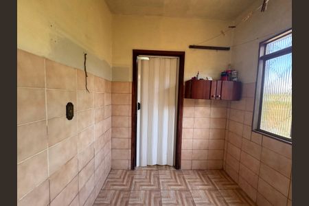 Casa à venda com 300m², 2 quartos e 2 vagasÁrea de Serviço