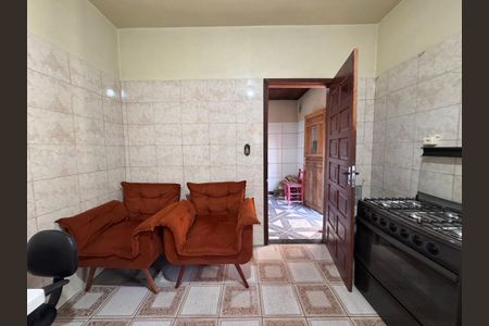 Casa à venda com 300m², 2 quartos e 2 vagasCozinha