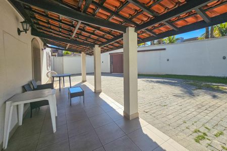 Casa para alugar com 400m², 4 quartos e 6 vagasVaranda