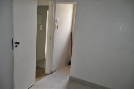 Casa de condomínio à venda com 240m², 3 quartos e 1 vagaÁrea de Serviço