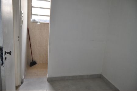 Casa de condomínio à venda com 240m², 3 quartos e 1 vagaÁrea de Serviço