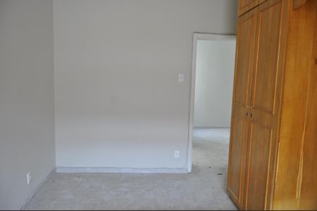 Casa de condomínio à venda com 240m², 3 quartos e 1 vagaQuarto 03