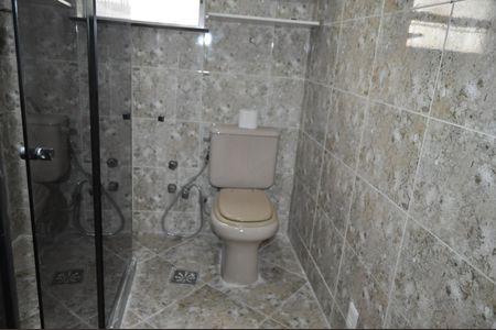 Casa de condomínio à venda com 240m², 3 quartos e 1 vagaBanheiro