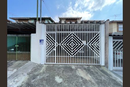 Casa à venda com 158m², 3 quartos e 2 vagasFachada