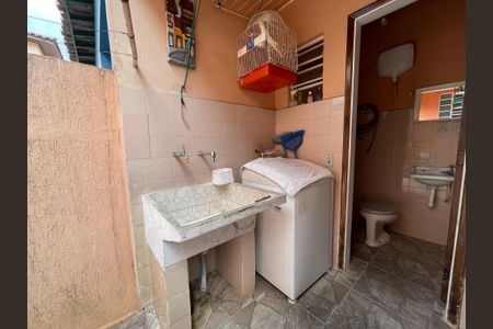 Casa à venda com 158m², 3 quartos e 2 vagasÁrea de Serviço