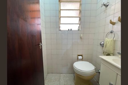 Casa à venda com 158m², 3 quartos e 2 vagasBanheiro 2