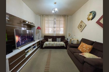 Sala de casa à venda com 3 quartos, 158m² em Jardim Sarah, São Paulo