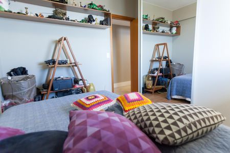 Apartamento à venda com 240m², 2 quartos e 2 vagas Apartamento à venda com 240m², 2 quartos e 2 vagasQuarto