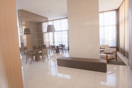 Apartamento à venda com 240m², 2 quartos e 2 vagas Apartamento à venda com 240m², 2 quartos e 2 vagasÁrea comum - Salão de Festas