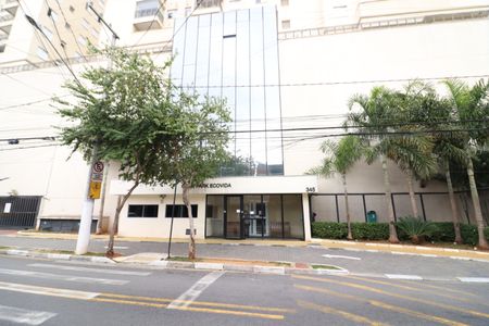 Apartamento à venda com 49m², 2 quartos e 1 vagaFachada e portaria