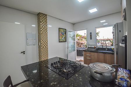 Casa à venda com 256m², 3 quartos e 6 vagasCozinha