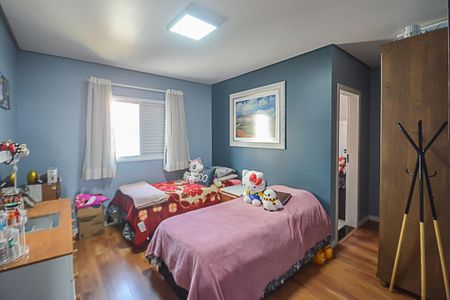 Casa à venda com 256m², 3 quartos e 6 vagasSuíte 3