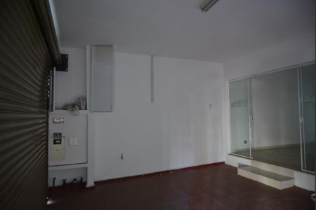 Casa à venda com 295m², 3 quartos e 2 vagasGaragem