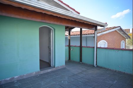 Casa à venda com 295m², 3 quartos e 2 vagasSacada do Quarto 2