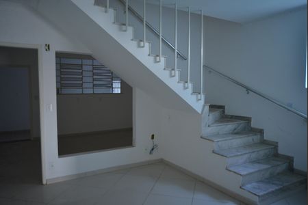 Sala 1 de casa à venda com 3 quartos, 295m² em Campestre, Santo André