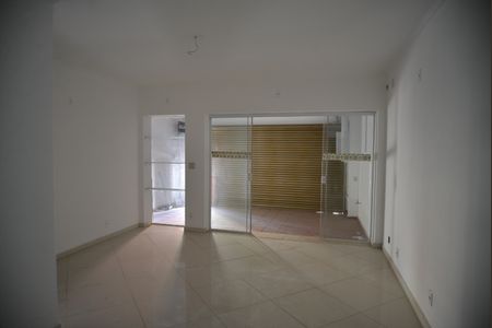 Casa à venda com 295m², 3 quartos e 2 vagasSala 1