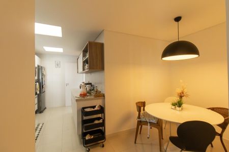 Apartamento para alugar com 189m², 4 quartos e 3 vagasCozinha