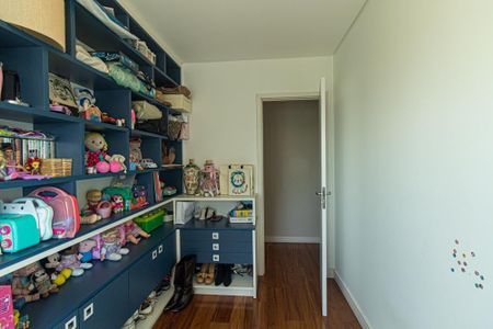 Apartamento para alugar com 189m², 4 quartos e 3 vagasQuarto 3