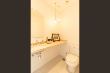 Apartamento para alugar com 189m², 4 quartos e 3 vagasLavabo