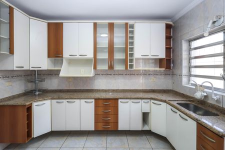 Casa à venda com 114m², 2 quartos e 2 vagasCozinha