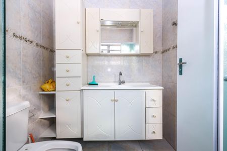 Casa à venda com 114m², 2 quartos e 2 vagasBanheiro da Suíte