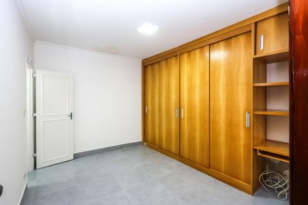 Casa à venda com 114m², 2 quartos e 2 vagasQuarto