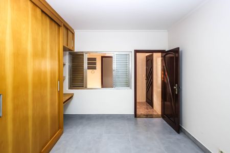 Casa à venda com 114m², 2 quartos e 2 vagasQuarto