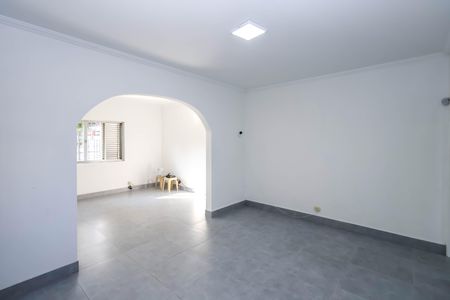 Casa à venda com 114m², 2 quartos e 2 vagasSala